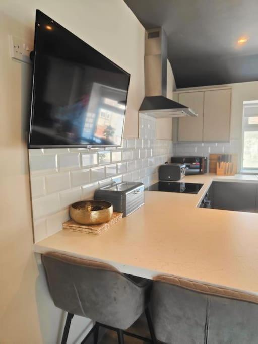 Sloane Modern 2 Bedroom Seafront Apartment Blackpool Exterior foto